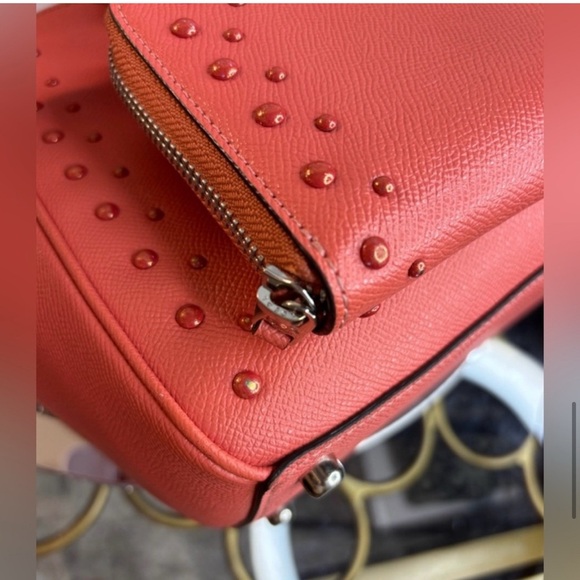 🌟COACH 🌟Storypatch Coral Studded
Leather Surrey Bag & Wallet Set F55600/EUC - Picture 6 of 14